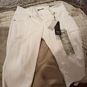 1822 Denim White Ankle Capri Jeans